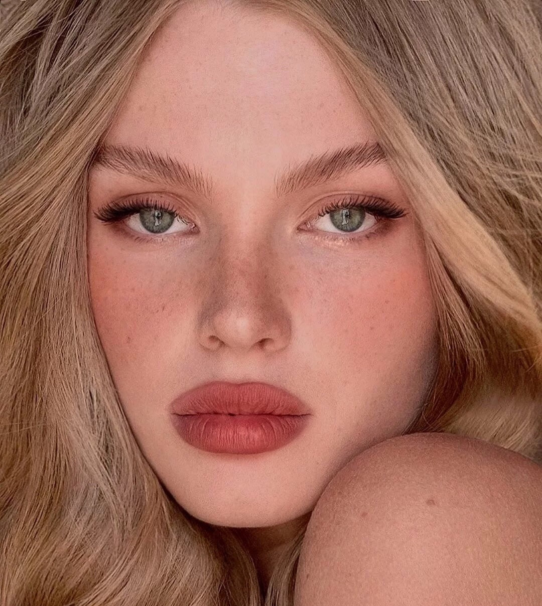 KISSIO Natural Lip Plumper—Your favorite lip plumper and lip plumper set are here.